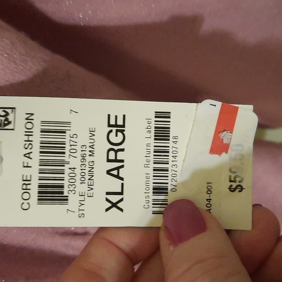 New.  INC XL TOP - Picture 7 of 8